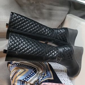 Nwt Tall quilted boots Size 10